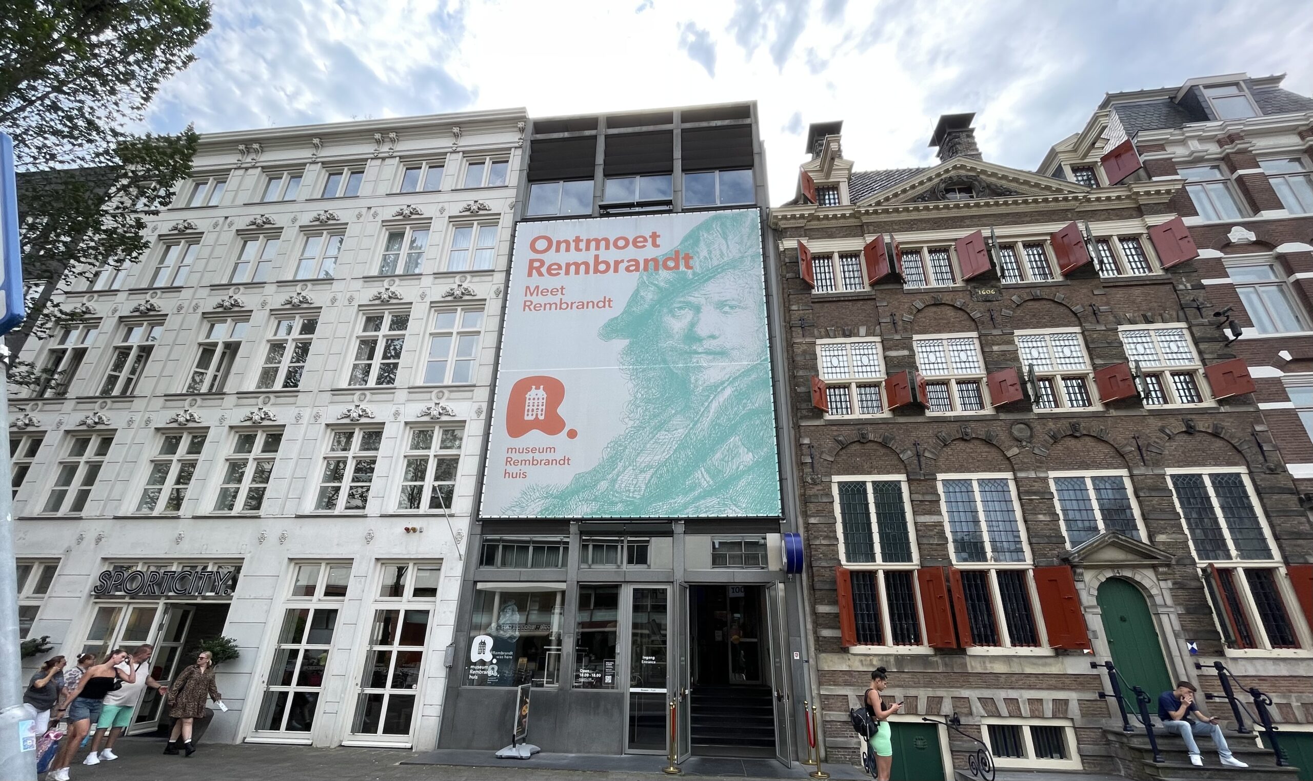 レンブラントが住んでいた家、通称レンブラントハウス、Rembrandtの暮らし降りや、エッチングへの情熱も見られるこじガイドツアー